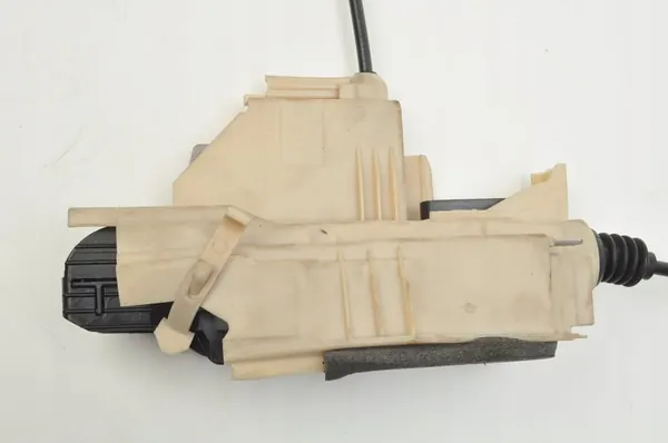 VOLVO XC90 Linke Hintertürschloss 32131412 image 2