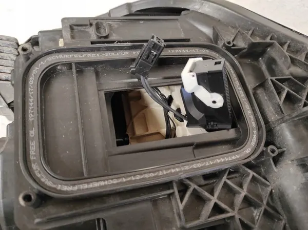 MERCEDES EQB X243 Rechter LED Koplamp image 9