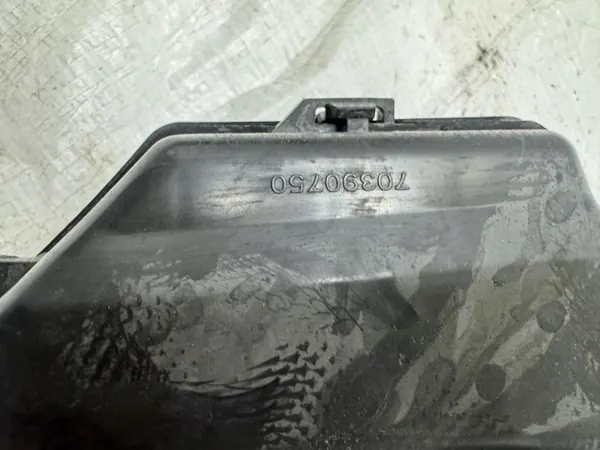 Resonator luftfilterhus OEM 70390750 Nissan Juke image 5