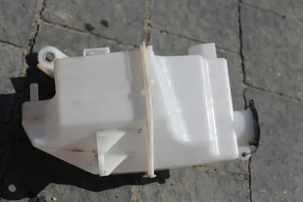 Ausdehnungsbehälter TOYOTA RAV 4 V 16470-25050 image 10