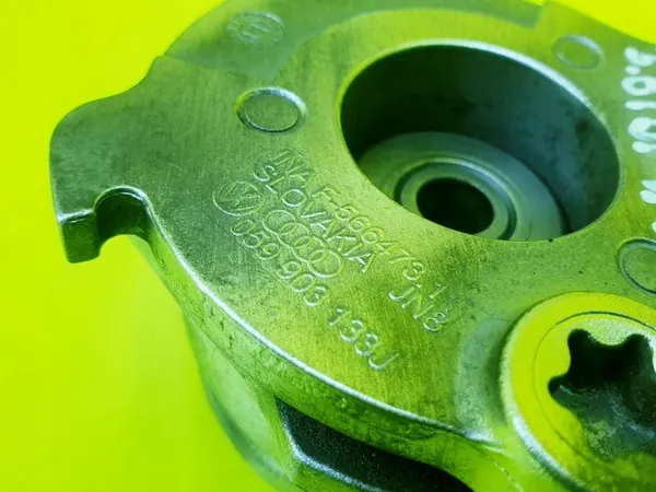 Spännare Audi A6 A7 Q7 A8 3.0 TDI 059903133J image 3