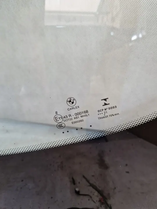 BMW X1 F48 Frontscheibe OEM image 3