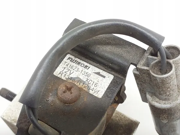 Kia AC-kylarvätskeventil OEM T416231350 Soul III image 3