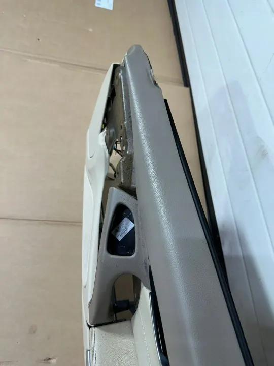 Ovipeite Oikea Etu Mercedes SL R230 Beige image 10