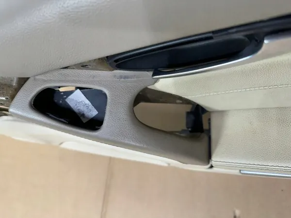 Ovipeite Oikea Etu Mercedes SL R230 Beige image 6