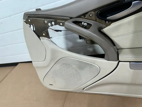 Ovipeite Oikea Etu Mercedes SL R230 Beige image 7