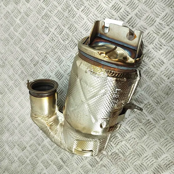 Mercedes W247 Katalysator OEM A1774901405 image 4
