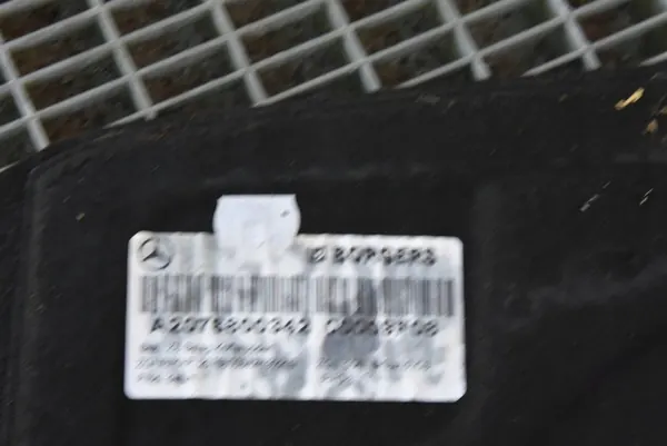 Tapis de coffre Mercedes-Benz OEM A2076800342 Noir image 3