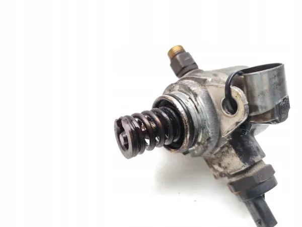 Pompe à carburant haute pression Skoda Yeti OEM 03C127026D image 5