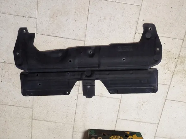 Isolation phonétique plancher BMW i4 G26 OEM 9891663 image 3