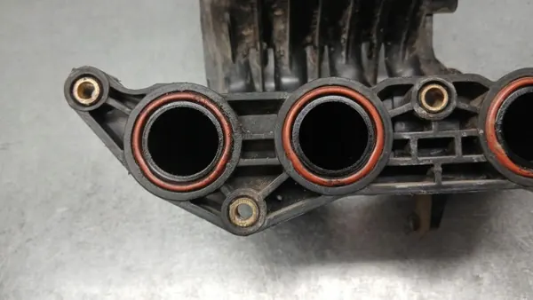 Coletor admissão Peugeot 206 1.1B OEM 9638425180 image 10