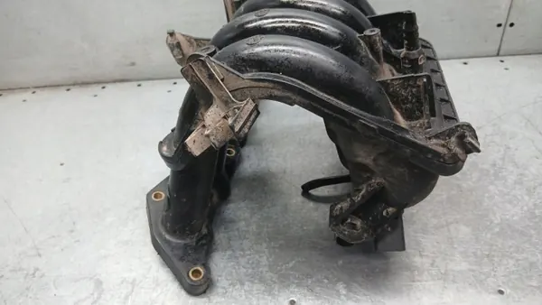 Coletor admissão Peugeot 206 1.1B OEM 9638425180 image 8