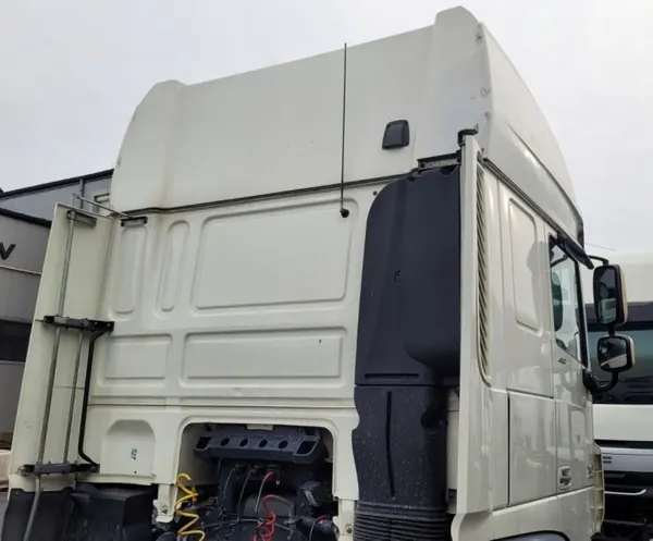 Complete cabine DAF XF 106 Super Space Cab - Gebruikt image 4