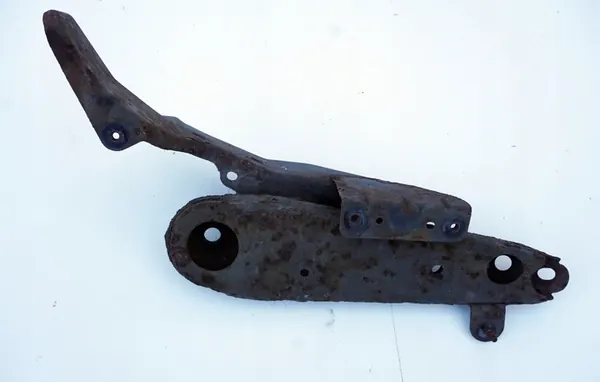 Suporte traseiro esquerdo Infiniti Q70 M30d M35h M37 M56 image 2