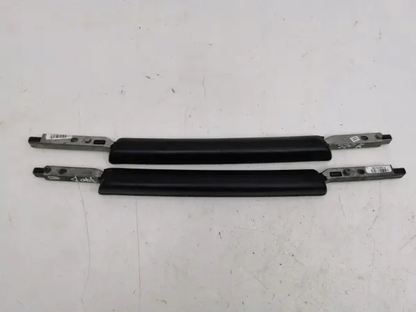 Mercedes-Benz ML W164 Mittelkonsole-Abdeckung OEM P16876097 image 2