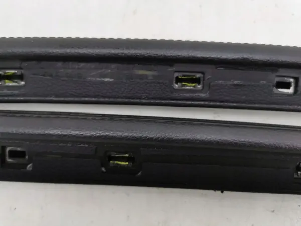 Mercedes-Benz ML W164 Mittelkonsole-Abdeckung OEM P16876097 image 10