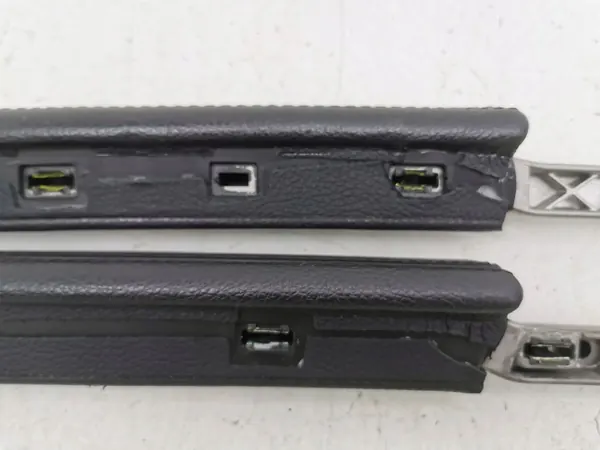 Mercedes-Benz ML W164 Mittelkonsole-Abdeckung OEM P16876097 image 3