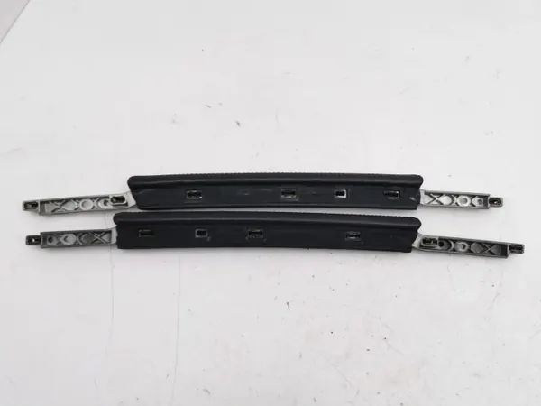 Mercedes-Benz ML W164 Mittelkonsole-Abdeckung OEM P16876097 image 4