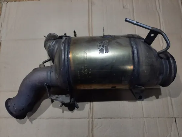 Catalyseur DPF d'occasion OEM 05L131775C pour Audi A6 C8 image 2
