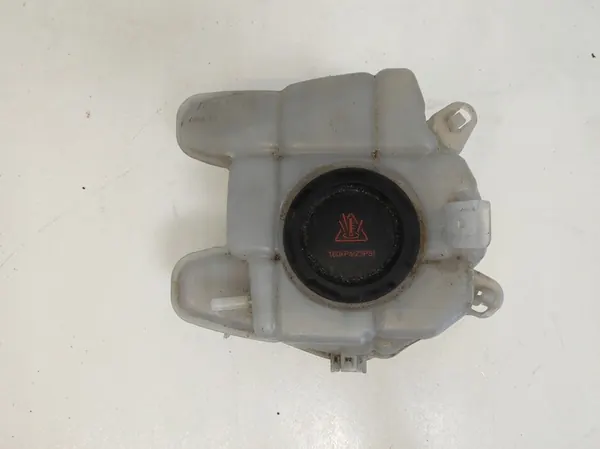 Kühlmittel-Ausdehnungsbehälter VW Tiguan II 2.0 TDI image 2