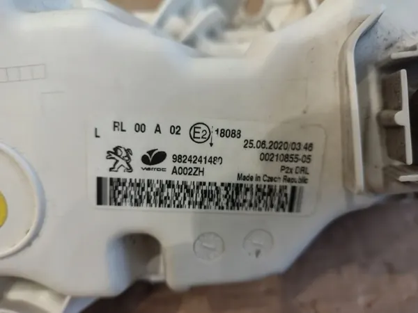 Peugeot 208 II DRL Lamp Links - OEM LAMPA JAZDY DZIENNEJ image 6