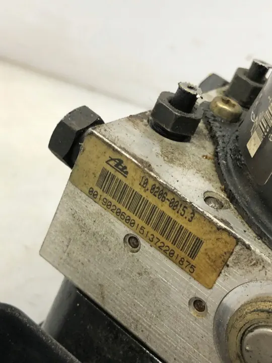 Controlador Bomba ABS OEM 8Z0907379C 8Z614517E Usado image 6