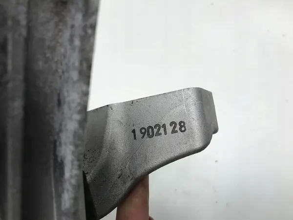 KIA NIRO I E-NIRO 2022 Supporto Motore Destro OEM 1902128 image 6