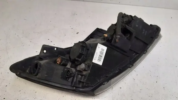 Faros delanteros izquierdo Kia Ceed I 2.0 CRDI HB image 4