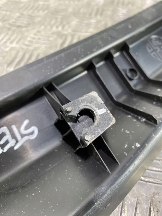 OEM 156126138 Baksätes bältesskydd för Alfa Romeo Stelvio image 3
