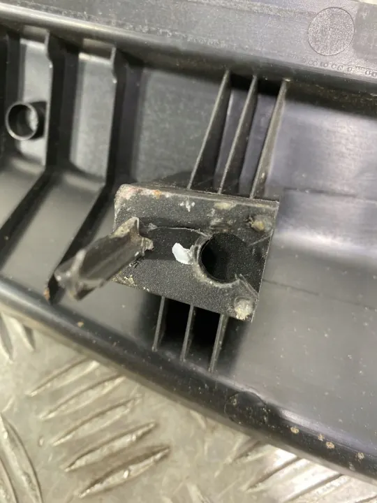 OEM 156126138 Baksätes bältesskydd för Alfa Romeo Stelvio image 4