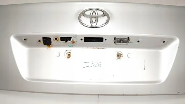 Toyota Avensis T27 Kofferbakdeksel OEM 360174465 Sedan 09-11 image 8