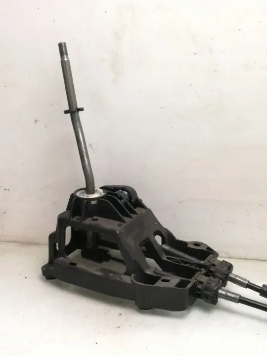Levier de Vitesse Toyota OEM ARA185445 - Occasion image 3