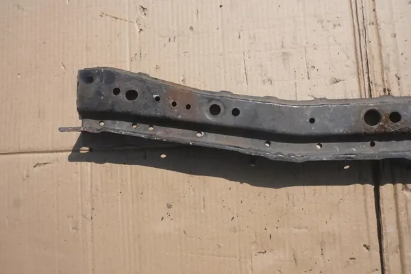 Suporte inferior do radiador NISSAN NOTE II E12 2013 F25303VVMH image 7