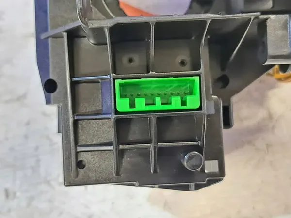 Anel de deslizamento de direção Volvo V50 2.0L 100kw OEM 30773411 image 4