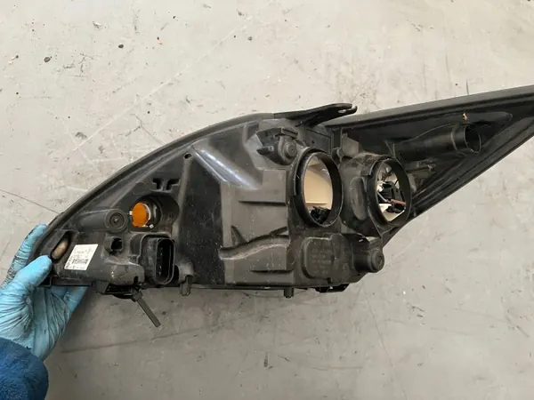 Farol direito Ford Focus Mk2 OEM 8m51-13100-ac image 4