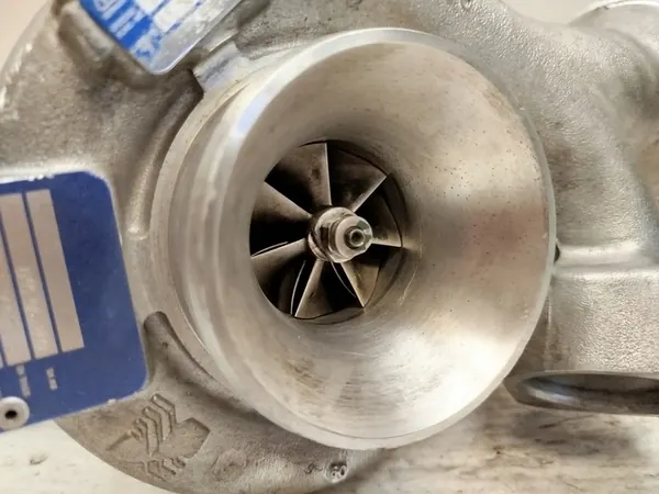 Turbo Volvo 2.4 D5 36002640 OEM image 6