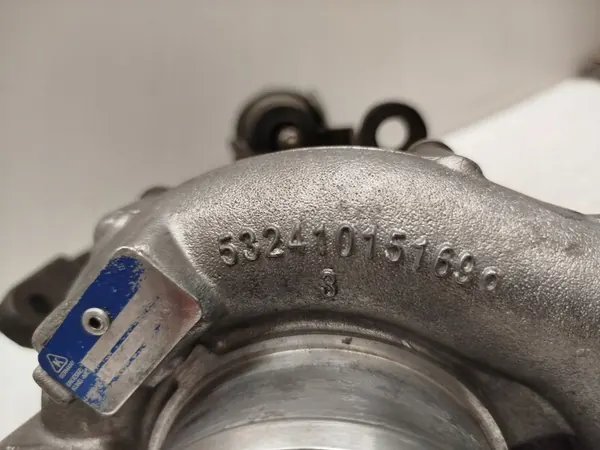 Turbo Volvo 2.4 D5 36002640 OEM image 9