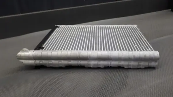 8K1898967A Evaporador Audi Q5 8R A5 8T3 A4 image 3