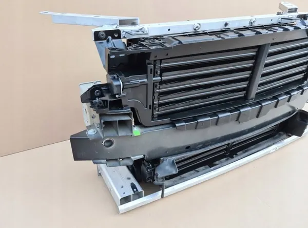 Suporte de Radiador Volvo XC60 II 2.0T image 2