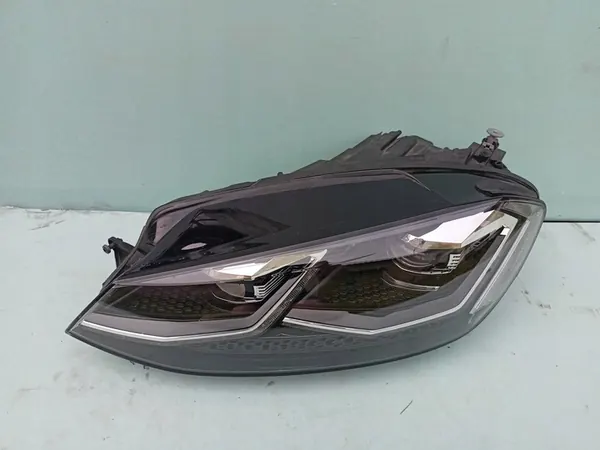 Farol esquerdo VW Golf VII LED 5G1941113C image 4