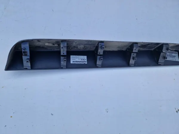 OEM 801860012R Protection de bas de côte droit image 5