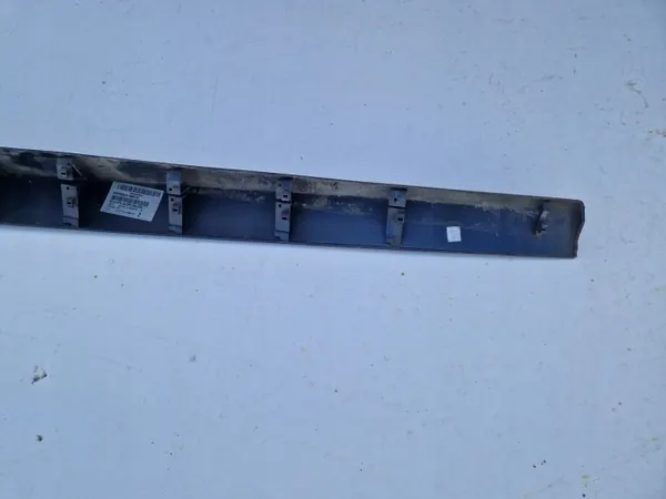 OEM 801860012R Protection de bas de côte droit image 6