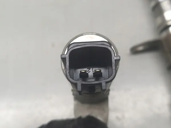 OEM 237964892R Variatoriventtiilianturi - Käytetty image 6