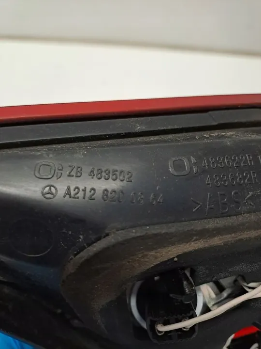 MERCEDES W212 Rechter Achterlicht A2128200864 image 3