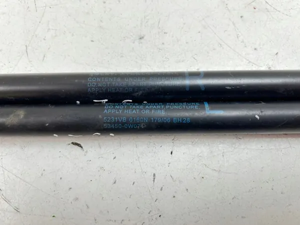 2007 Lexus GS 300 350 430 450H Motorhuv Aktuator 534500W071 image 3