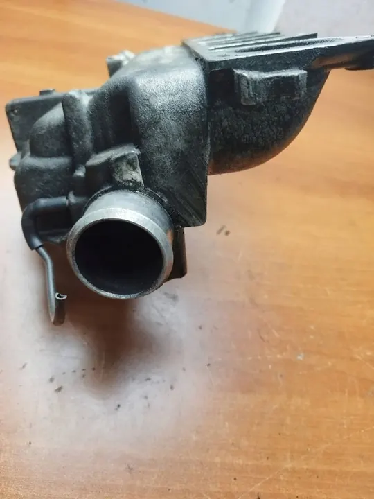 Coletor de admissão Ford 1.8TDCI image 4