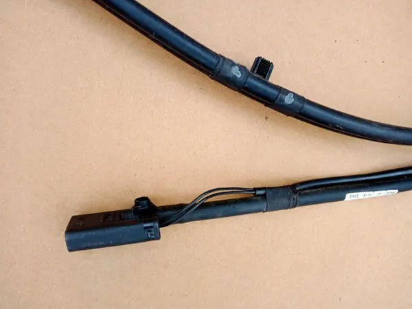 Manguera lavaparabrisas OEM A1768600192 para Mercedes CLA/GLA image 5