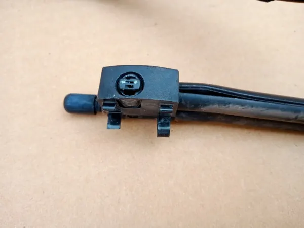 Manguera lavaparabrisas OEM A1768600192 para Mercedes CLA/GLA image 6