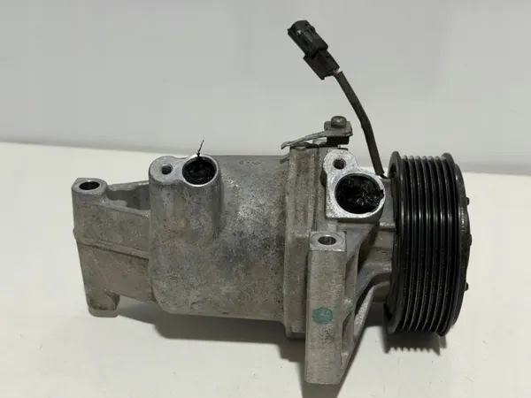 Dacia Sandero Stepway III AC Compressor 926008469R image 4