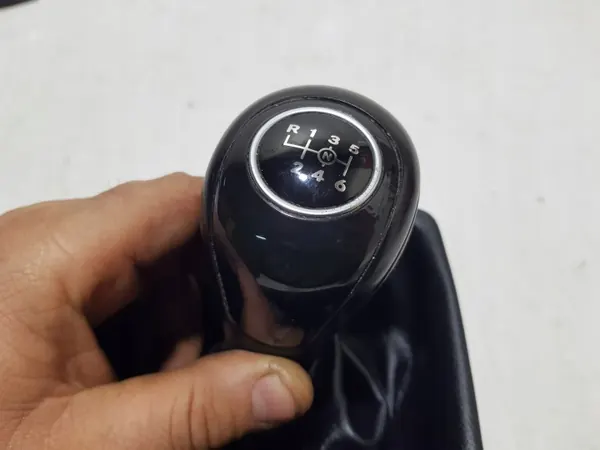 Pomo de mudanças Mercedes W205 OEM 2052670200 image 4